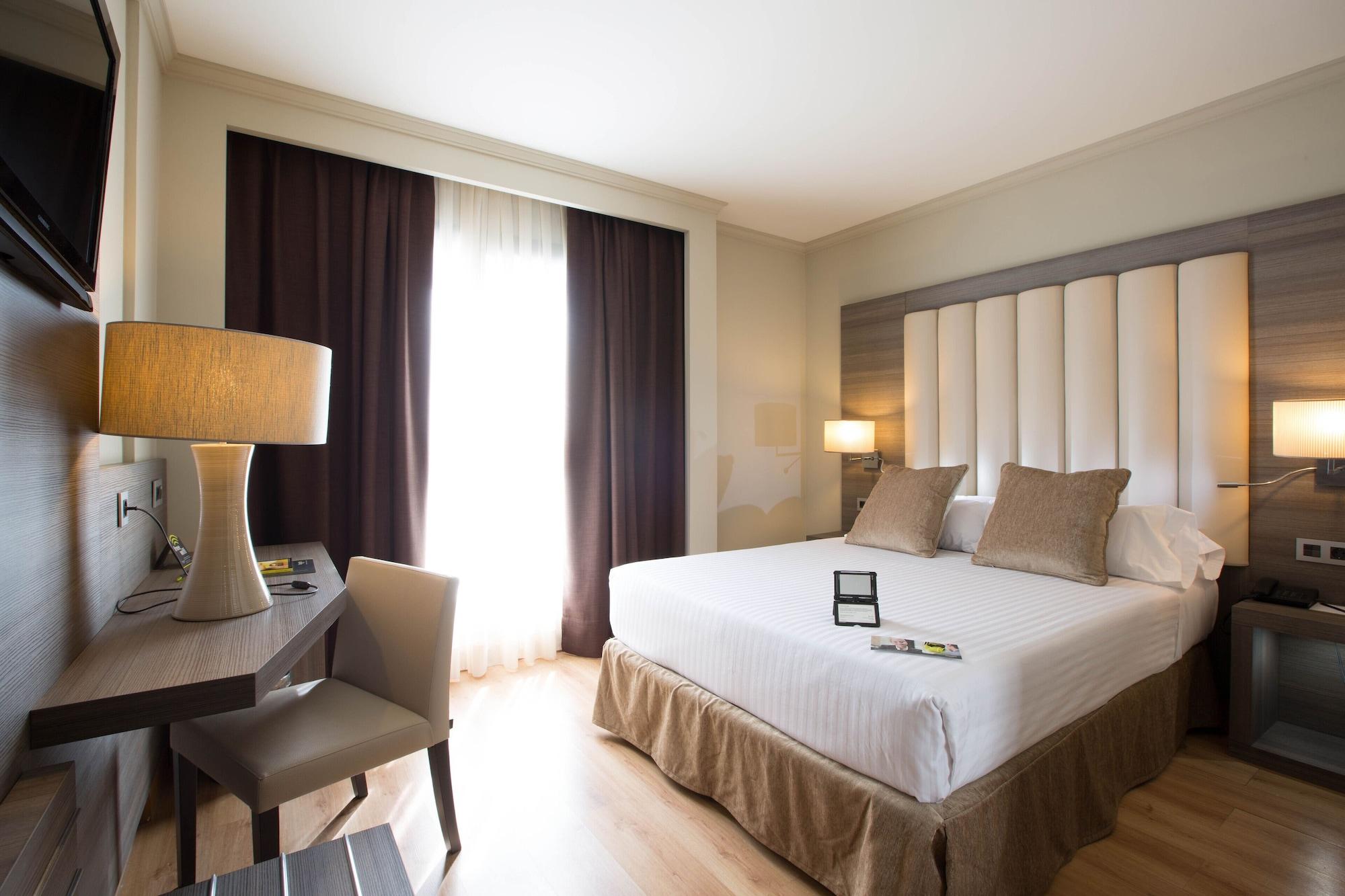 Hotel Gran Luna De 4*